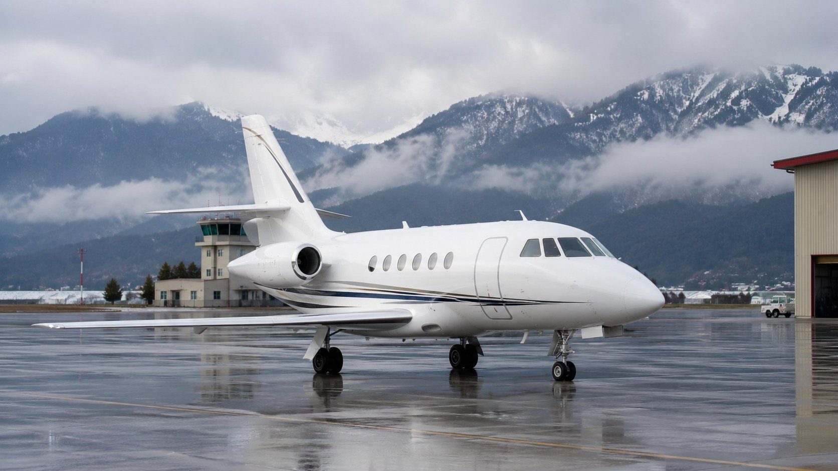 Long Range Aircraft